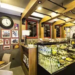 Hotel Avantgarde Urban Taksim 4*