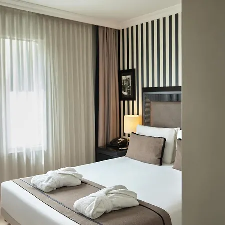 Avantgarde Urban Taksim Hotel 4*